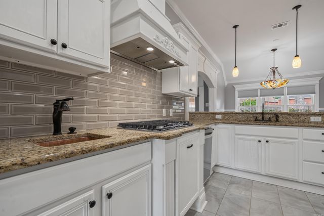 2724 Crooked Stick Drive, Benton, AR 72015