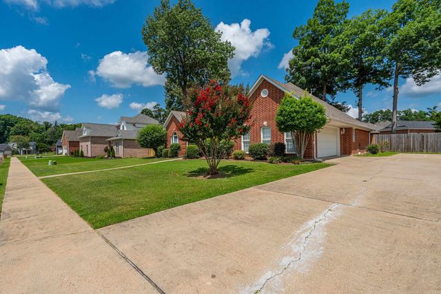 2724 Crooked Stick Drive, Benton, AR 72015