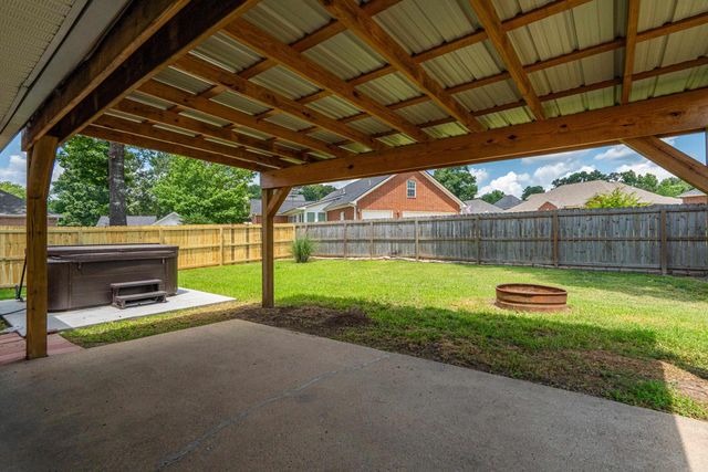 2724 Crooked Stick Drive, Benton, AR 72015