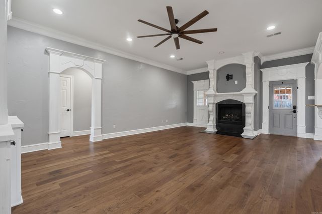 2724 Crooked Stick Drive, Benton, AR 72015