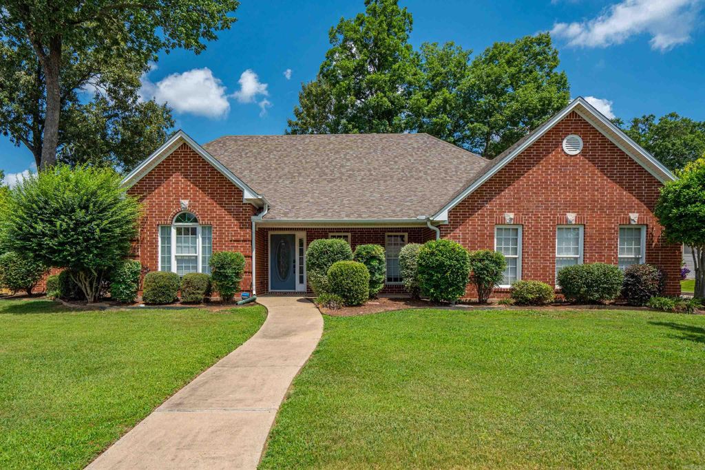 2724 Crooked Stick Drive, Benton, AR 72015