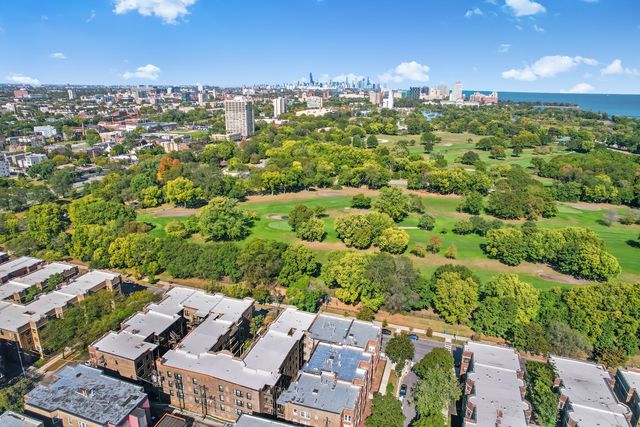 6712 S Ridgeland Avenue 3A, Chicago, IL 60649