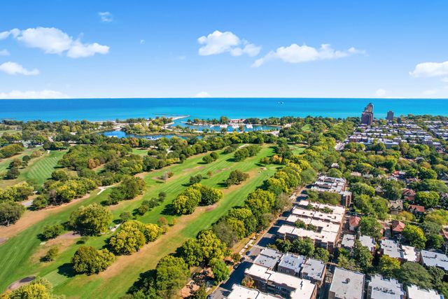 6712 S Ridgeland Avenue 3A, Chicago, IL 60649