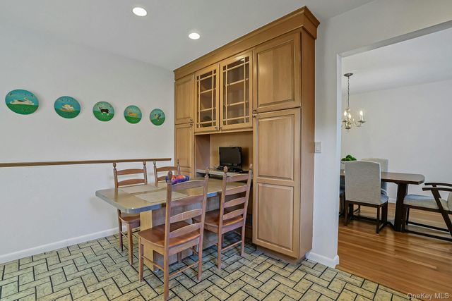 106 Alexander Avenue, White Plains, NY 10606