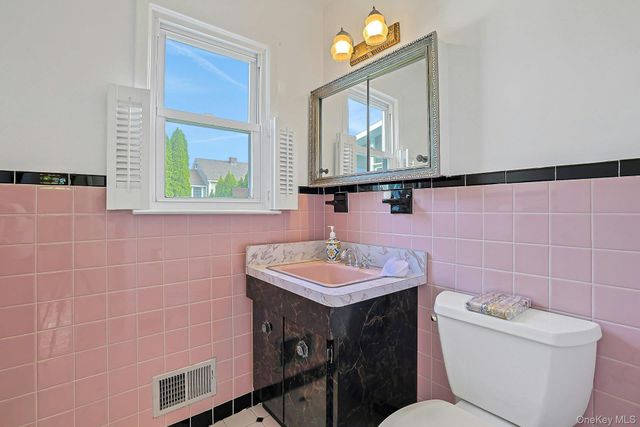106 Alexander Avenue, White Plains, NY 10606