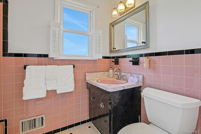 106 Alexander Avenue, White Plains, NY 10606
