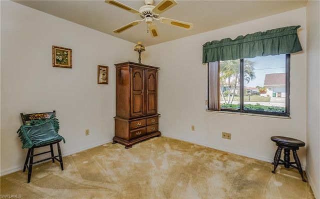 3337 SE 10th PL, Cape Coral, FL 33904