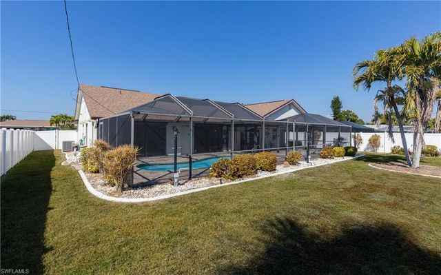 3337 SE 10th PL, Cape Coral, FL 33904