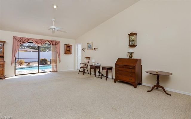 3337 SE 10th PL, Cape Coral, FL 33904