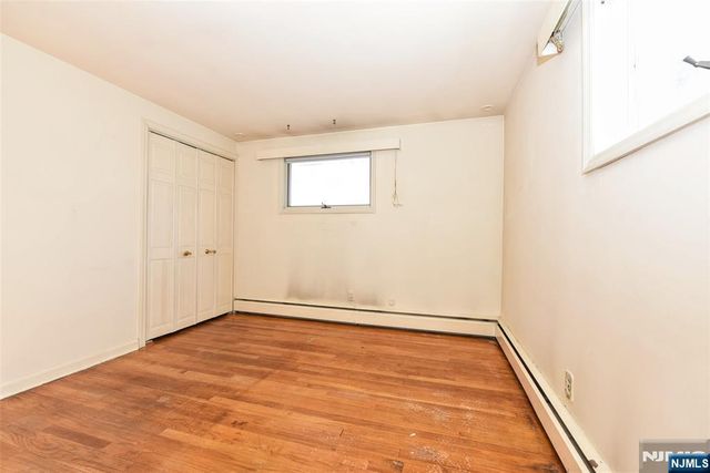 96 Grove Street, Waldwick, NJ 07463