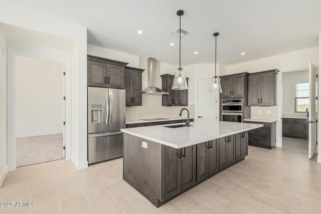 22352 W Daley Lane, Surprise, AZ 85387