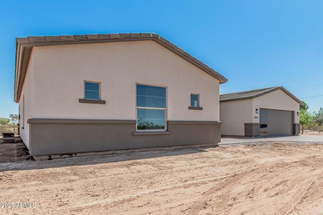 22352 W Daley Lane, Surprise, AZ 85387