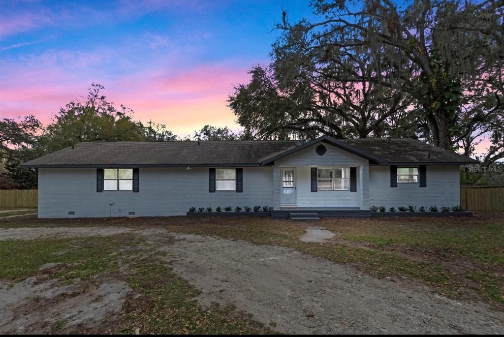 1343 SPRING LAKE ROAD, Fruitland Park, FL 34731