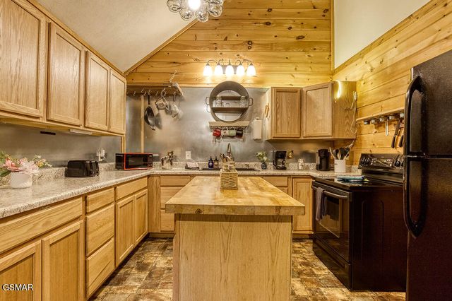 1513 Tyler Way, Sevierville, TN 37876