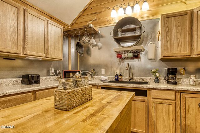 1513 Tyler Way, Sevierville, TN 37876