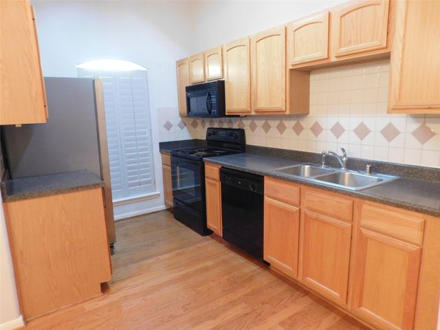 2710 Grants Lake Boulevard F4, Sugar Land, TX 77479
