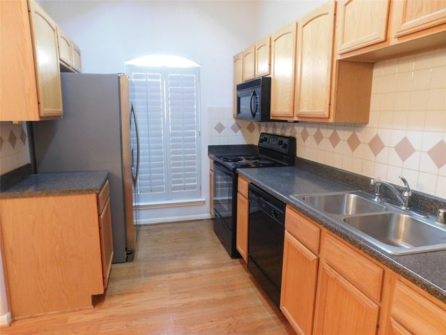 2710 Grants Lake Boulevard F4, Sugar Land, TX 77479