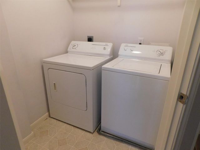 2710 Grants Lake Boulevard F4, Sugar Land, TX 77479