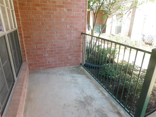 2710 Grants Lake Boulevard F4, Sugar Land, TX 77479