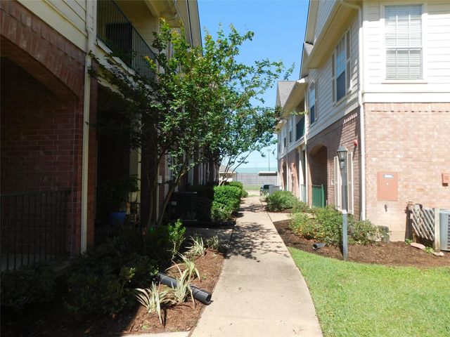 2710 Grants Lake Boulevard F4, Sugar Land, TX 77479