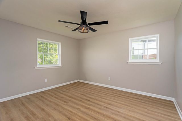 1606 Redwood Drive, Chattanooga, TN 37421