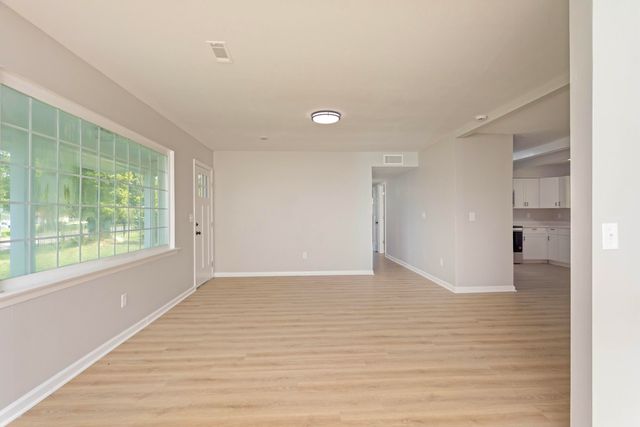1606 Redwood Drive, Chattanooga, TN 37421