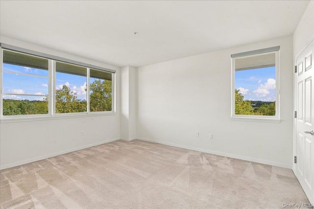 100 Harbor View Drive 651, Port Washington, NY 11050