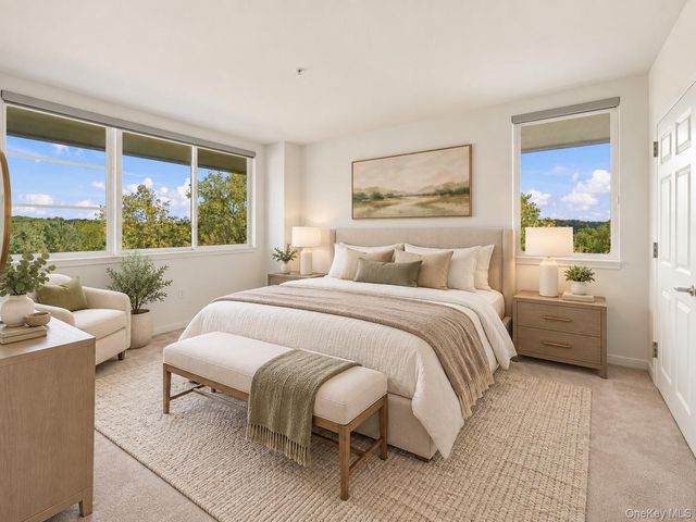 100 Harbor View Drive 651, Port Washington, NY 11050