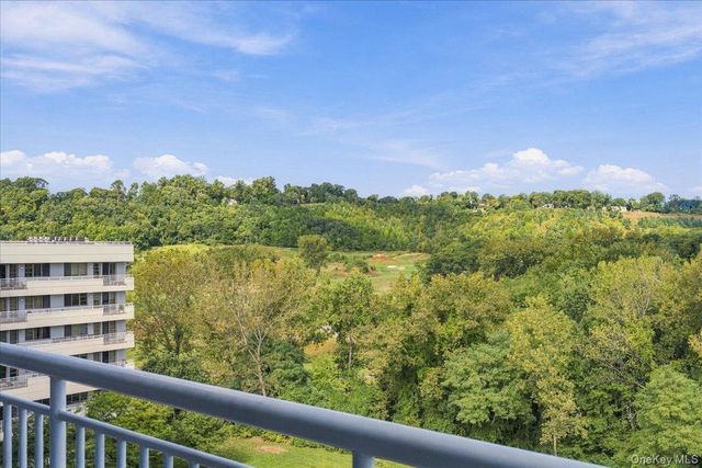 100 Harbor View Drive 651, Port Washington, NY 11050