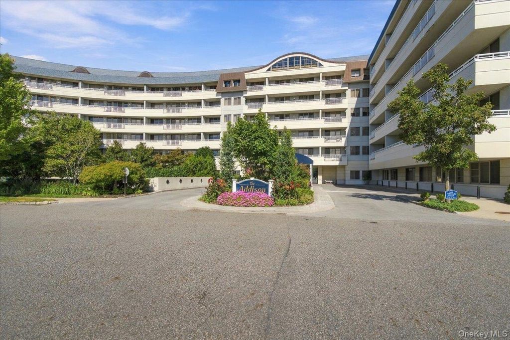 100 Harbor View Drive 651, Port Washington, NY 11050 — exterior