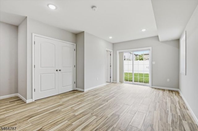 117 Cross St, Harrison Town, NJ 07029