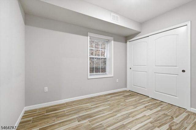 117 Cross St, Harrison Town, NJ 07029