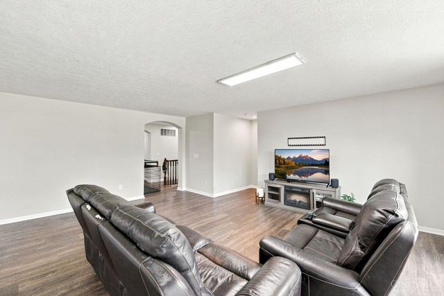 2726 Leonardo Way, Middletown, OH 45005