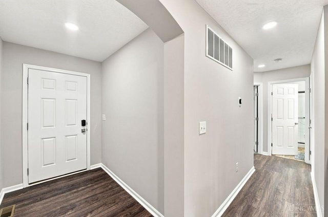 2726 Leonardo Way, Middletown, OH 45005