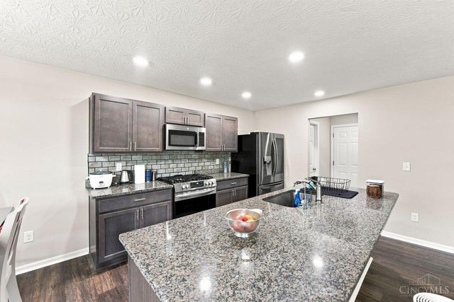 2726 Leonardo Way, Middletown, OH 45005