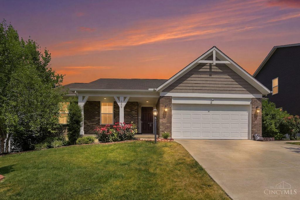 2726 Leonardo Way, Middletown, OH 45005