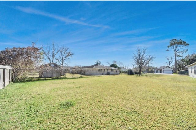 0 Boss, La Marque, TX 77568