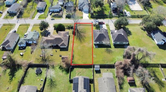 0 Boss, La Marque, TX 77568