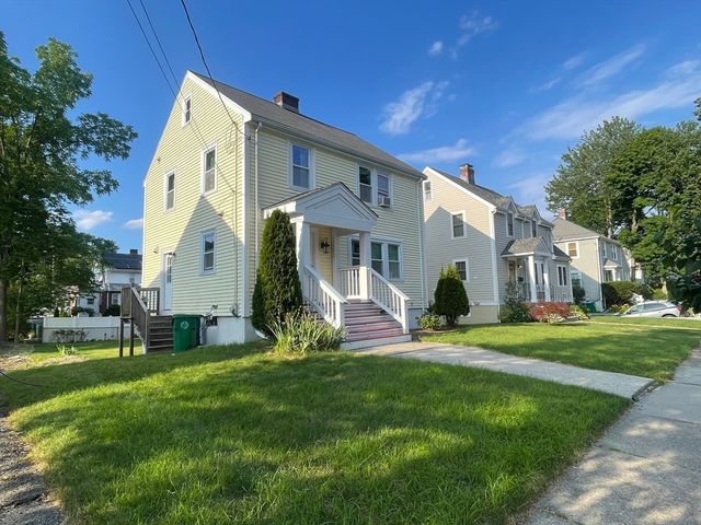 139 Oakdale Rd, Newton, MA 02461