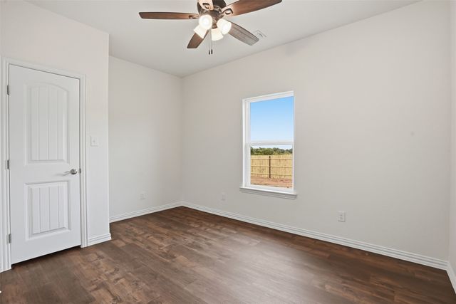 6720 county road 302, Grandview, TX 76050