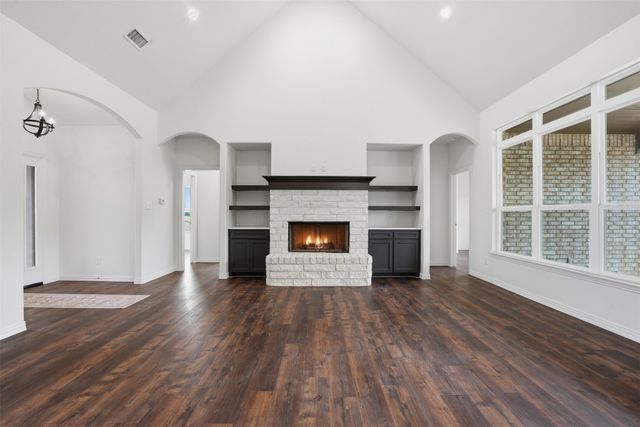 6720 county road 302, Grandview, TX 76050
