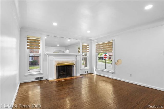 22941 Wilson Avenue, Dearborn, MI 48128