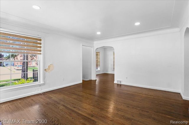 22941 Wilson Avenue, Dearborn, MI 48128