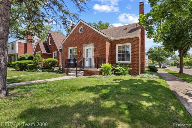 22941 Wilson Avenue, Dearborn, MI 48128