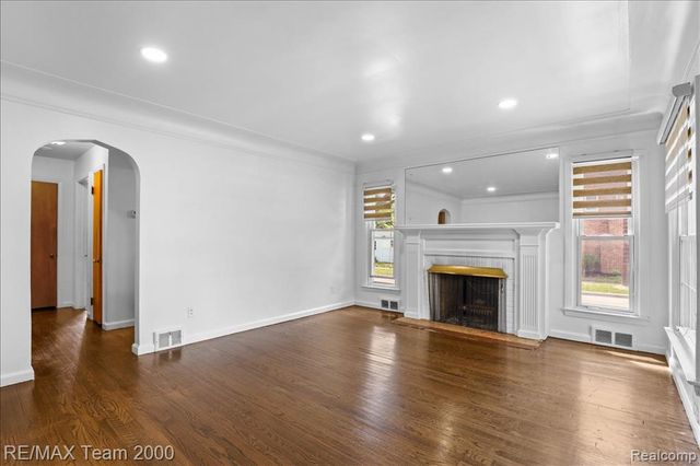 22941 Wilson Avenue, Dearborn, MI 48128