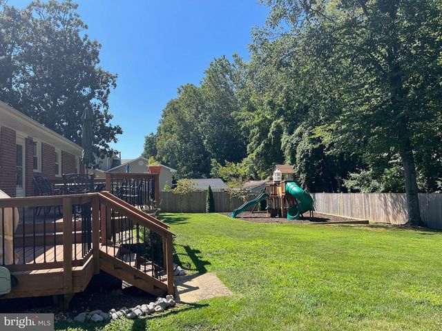 6726 BOSTWICK DR, Springfield, VA 22151