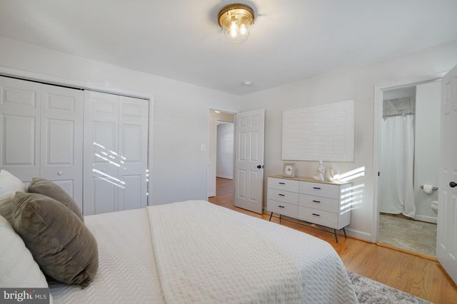 6726 BOSTWICK DR, Springfield, VA 22151