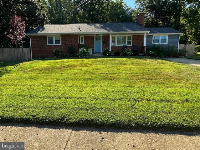 6726 BOSTWICK DR, Springfield, VA 22151