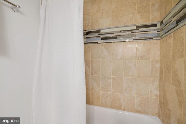 6726 BOSTWICK DR, Springfield, VA 22151