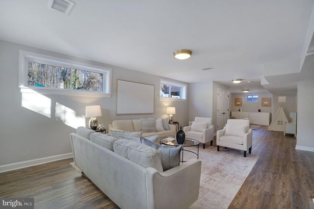 6726 BOSTWICK DR, Springfield, VA 22151